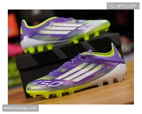 阿迪达斯F50足球鞋评测与推荐助你在球场上尽显风采 阿迪达斯F50足球鞋评测与推荐助你在球场上尽显风采